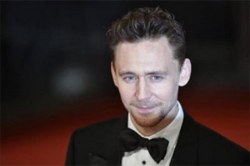 Tom Hiddleston tanggapi rumor menjadi James Bond berikutnya