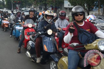 Komunitas scooter Kutu Bandung rayakan ulang tahun