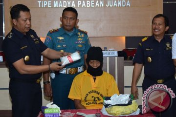Tiga WN Malaysia bawa narkoba terancam hukuman seumur hidup