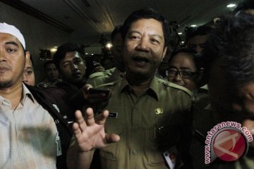 Wali Kota mengundurkan diri tetap PNS