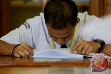 12 anak berkebutuhan khusus ikut UN SMP