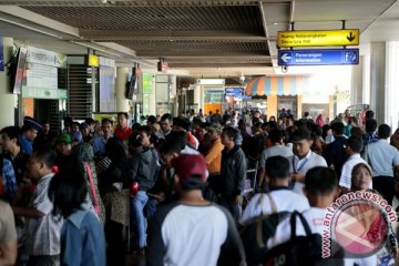 Penumpang di Hang Nadim tetap ramai usai Natal