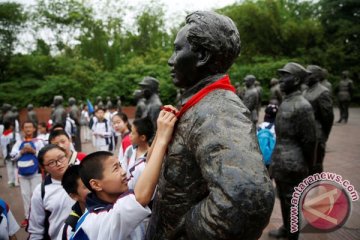 Identitas penjual tulisan tangan Mao masih misterius