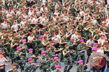 Taruna-Taruni dari Akademi TNI dan Kepolisian 