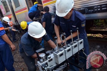 KRL anjlok di Manggarai penyebabnya masih diselidiki