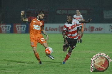 Madura United menang 2-1 atas PBFC