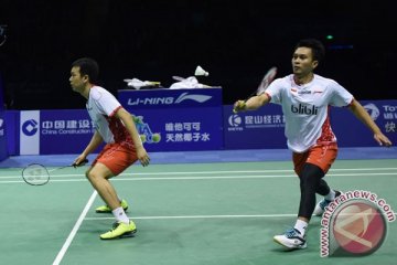 Ganda Indonesia-Denmark suguhkan permainan cepat di final Thomas