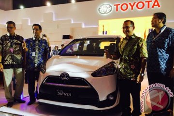 Pekan depan konsumen mulai bisa jajal Toyota Sienta