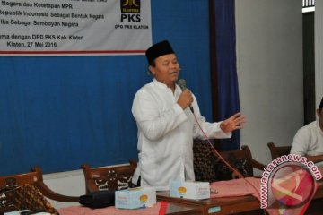 Hidayat Nur Wahid tegaskan tak ada tempat bagi komunis di Indonesia  