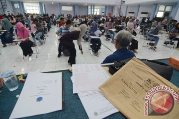 Difabel peserta SBMPTN di Surabaya kecewa