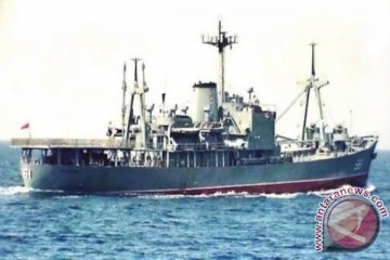 KRI Multatuli-561 kejar dan tangkap dua kapal ikan asing