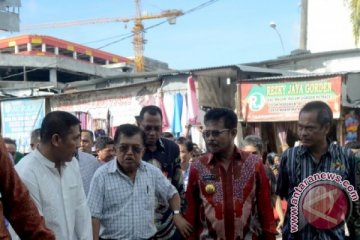 WAPRES TINJAU PASAR SENTRAL