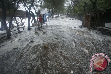 BMKG nyatakan banjir Rob dipengaruhi gravitasi bulan