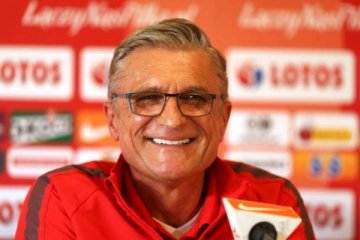 Pelatih Polandia mengundurkan diri