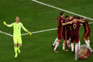 Berezutskiy cetak gol di akhir laga, Rusia tahan Inggris 1-1