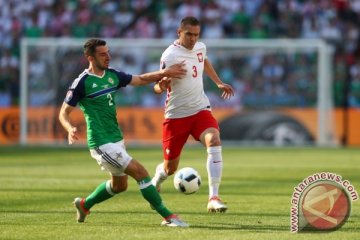 Polandia vs Irlandia Utara masih 0-0 saat turun minum