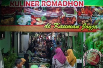 "Pasa Pabukoan" Padang Panjang ramai dikunjungi