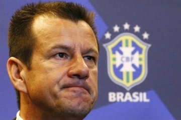Copa Amerika - Dunga dipecat sebagai pelatih Brazil