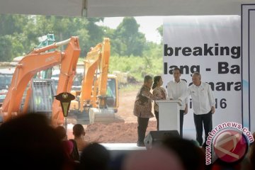 Presiden Jokowi targetkan konstruksi jalan Merak-Banyuwangi selesai 2018