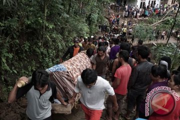 BPBD Banjarnegara: tiga korban longsor ditemukan meninggal
