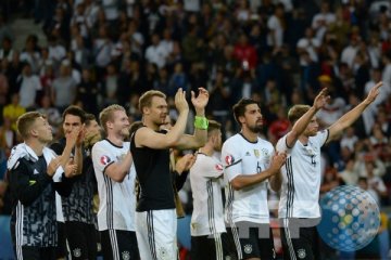 Euro 2016 - Irlandia Utara vs Jerman, Panser bergeming