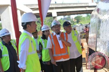 Jokowi tinjau lahan untuk Tol Ciawi-Sukabumi