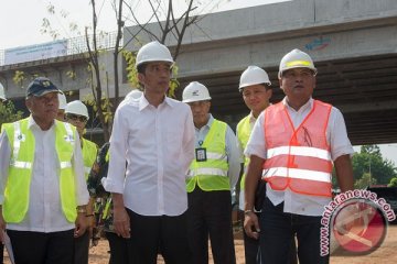 Jokowi tinjau tol Cimanggis-Cibitung perlancar interkoneksi