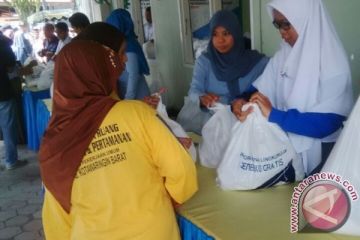 Paket Sembako dari Pelindo Kumai