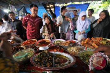 Ngabuburit Gubernur Jambi