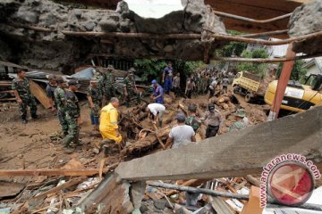 2.300 warga korban bencana Sangihe masih mengungsi