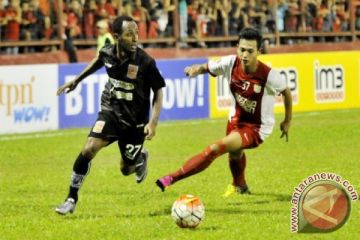 PSM MAKASSAR DIKALAHKAN PUSAMANIA