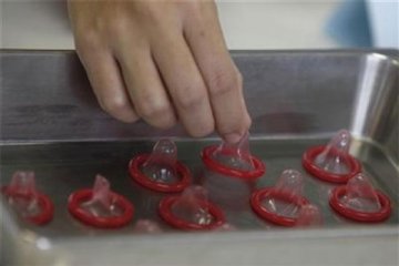 Ethiopia akan buang 69 juta kondom berkualitas buruk