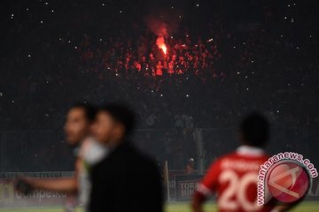 PSSI akan tindak tegas penyala "flare"