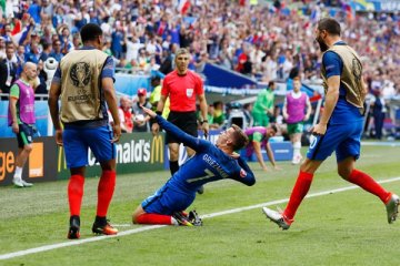 Euro 2016 - Prancis tanpa Kante dan Rami di perempat final