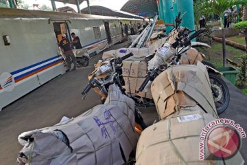 KAI sediakan angkutan motor gratis Jakarta-Kediri