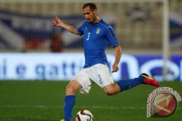 Euro 2016 - Chiellini bawa Italia sementara ungguli Spanyol 1-0