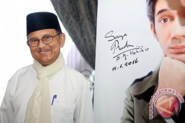 BJ Habibie wafat, Kemendikbud sebut film Habibie fenomenal