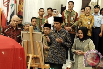 Presiden melayat Dubes Alexander Litaay di Kemlu