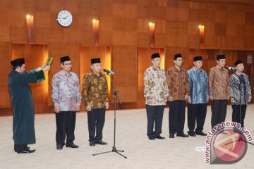 Menteri Saleh lantik dua pejabat Eselon I