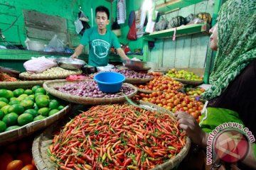 Cuaca buruk hambat pengiriman kebutuhan pokok ke Malut