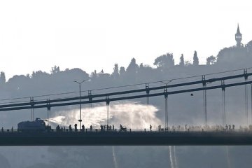 Korban kudeta Turki dijadikan nama jembatan Bosphorus