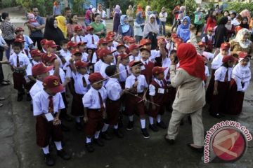 Hari Pertama Sekolah