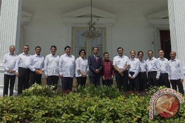 Presiden Jokowi ingatkan menteri tidak boleh punya visi misi sendiri