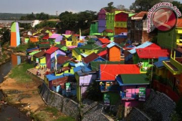 Kampung Warna-Warni