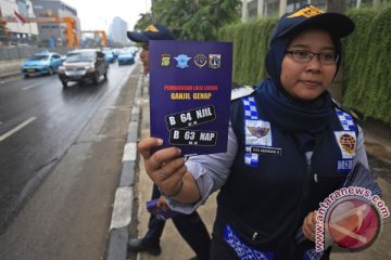 Ahok: ganjil genap lebih efektif dibandingkan 3 in 1