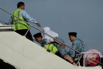 PEMBERANGKATAN CALON HAJI EMBARKASI HASANUDDIN