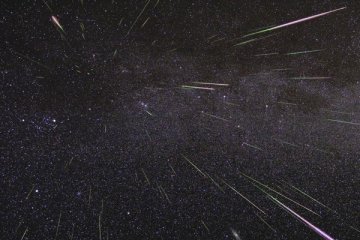 Hujan meteor Perseid hiasi langit malam 11-12 Agustus