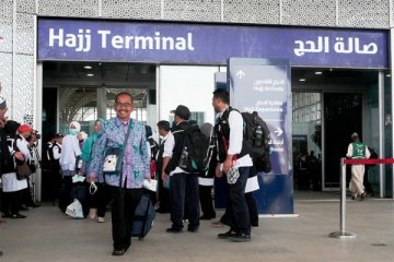 Gelombang dua jemaah haji Indonesia tiba di Jeddah Selasa