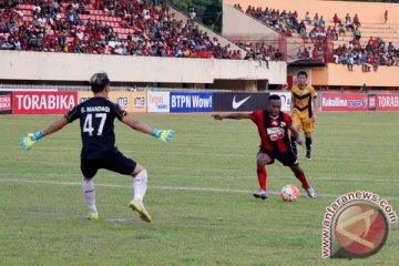 Persipura kalahkan Mitra Kukar 1-0