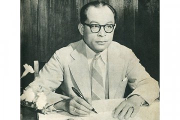 Antara doeloe : Dr. Mohammad Hatta kundjungi Jerusalem